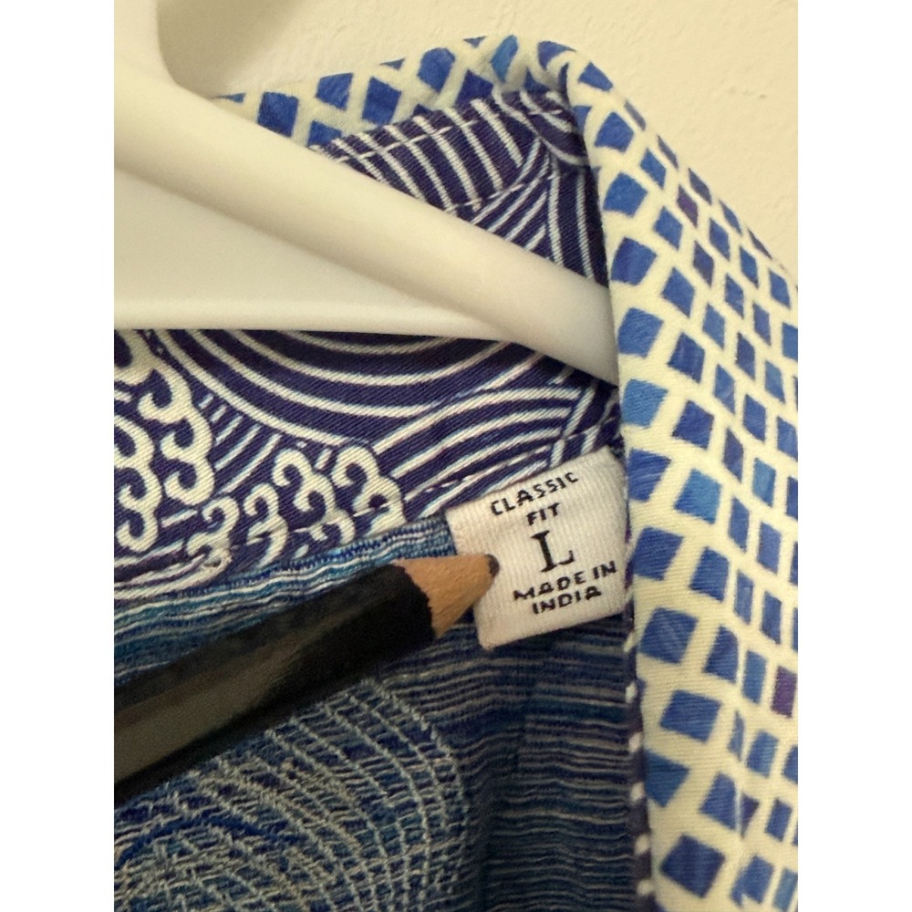 Robert Graham Button Down Shirt‎ Large Blue Geometric Long Sleeve Classic Fit - Picture 2 of 9